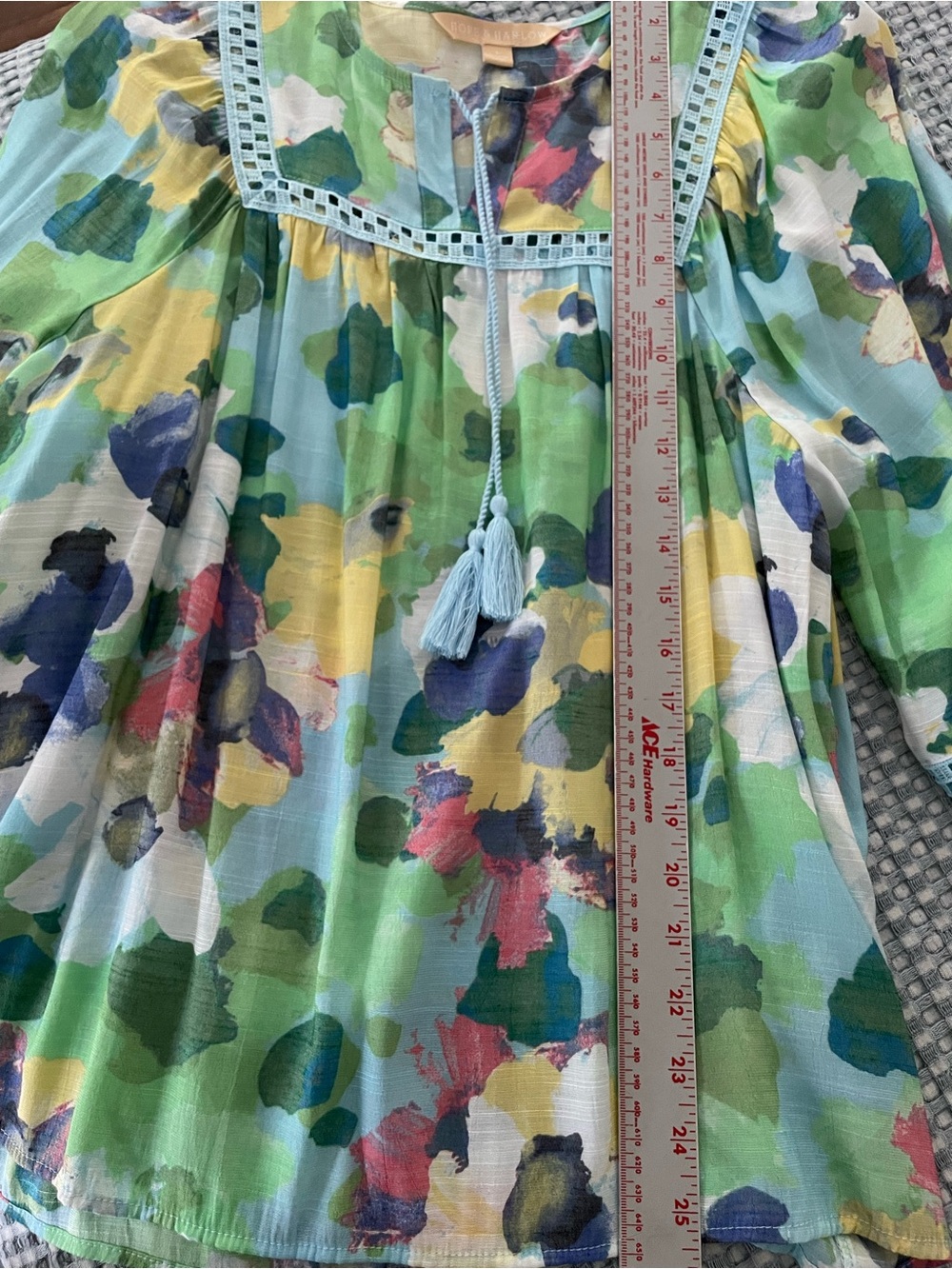 Hope & Harlow Watercolor Floral Peasant Top Size L Blue Green Boho Crochet Lace - Picture 10 of 13
